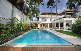 Villa Wania