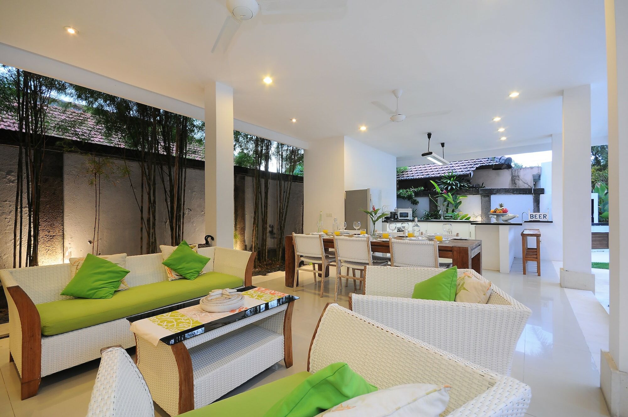 Villa Wania Kuta  Bagian luar foto