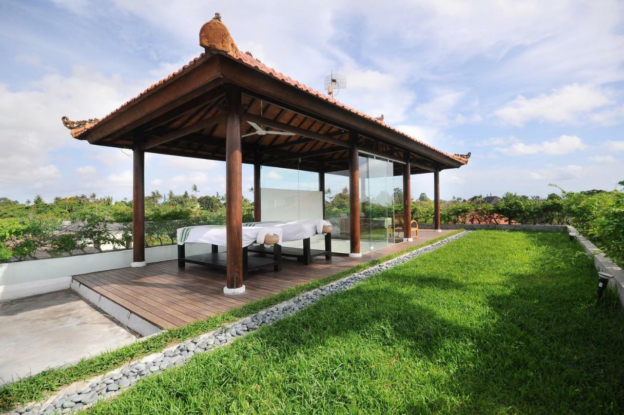 Villa Wania Kuta  Bagian luar foto